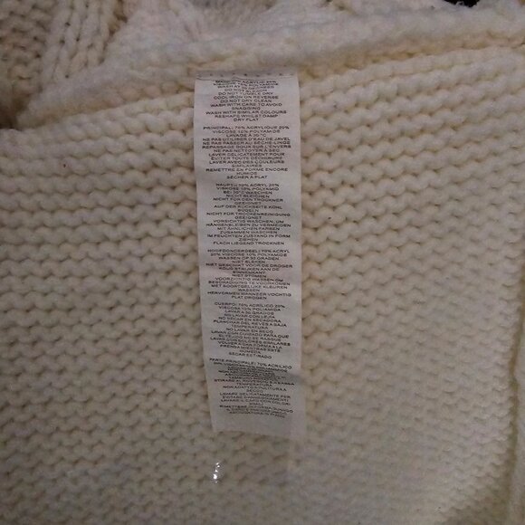 Nasty Gal Women's White Cable Knit Long Sleeve Cropped Pullover Sweater Medium - Picture 7 of 9